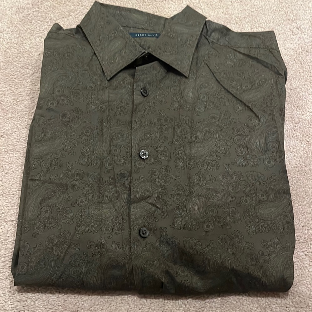 Perry Ellis button down - Picture 1 of 3